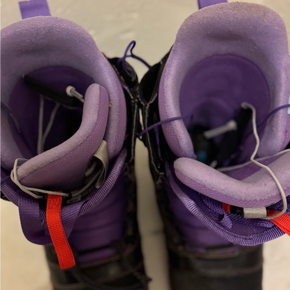 Women’s snowboard boots - Picture 2 of 4